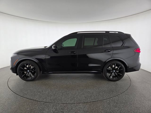 Used 2026 BMW X7 M60i image 28