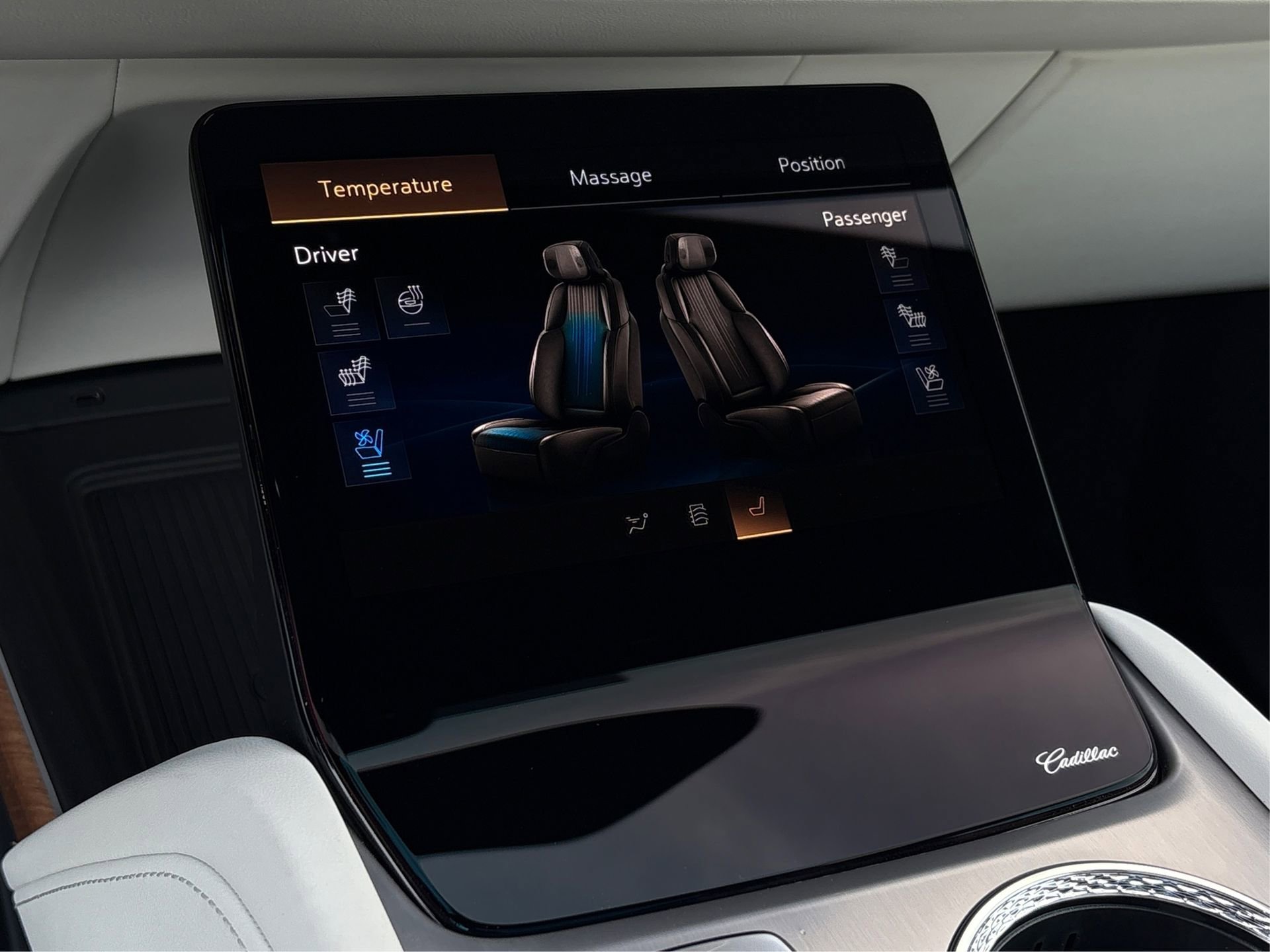 New 2026 Cadillac Vistiq Sport image 33