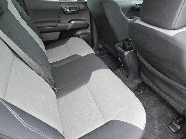Used 2021 Toyota Tacoma TRD Sport AWD/4WD image 13