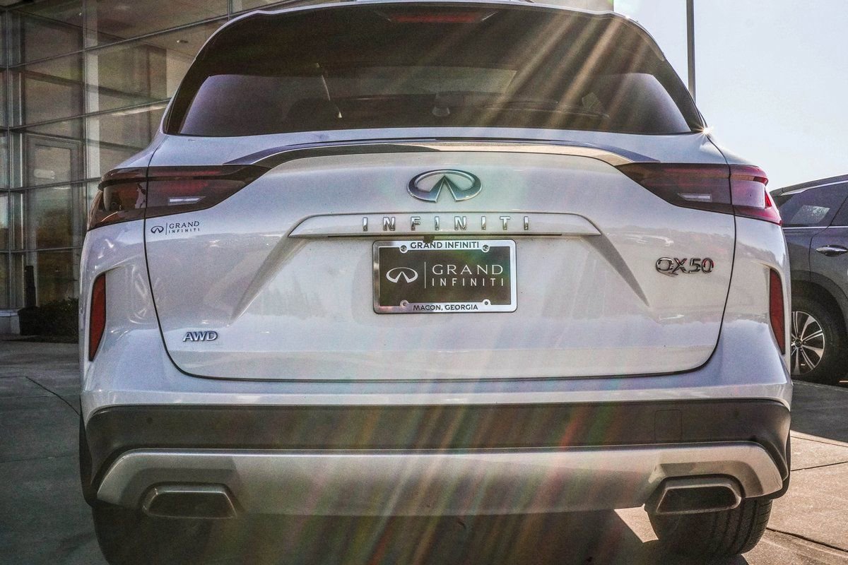 Used 2023 INFINITI QX50 Luxe image 10