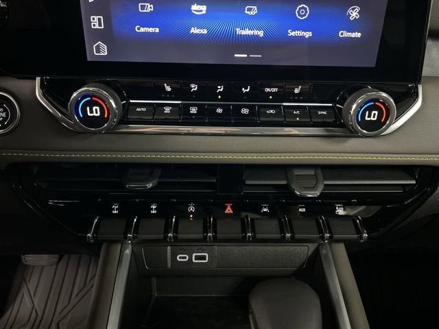 Certified 2024 Chevrolet Colorado ZR2 w/ ZR2 Bison Edition AWD/4WD image 17