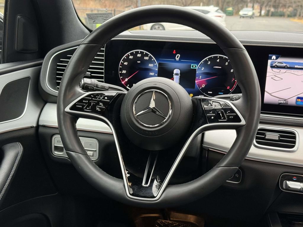 Used 2024 Mercedes-Benz GLE 350 4MATIC image 9