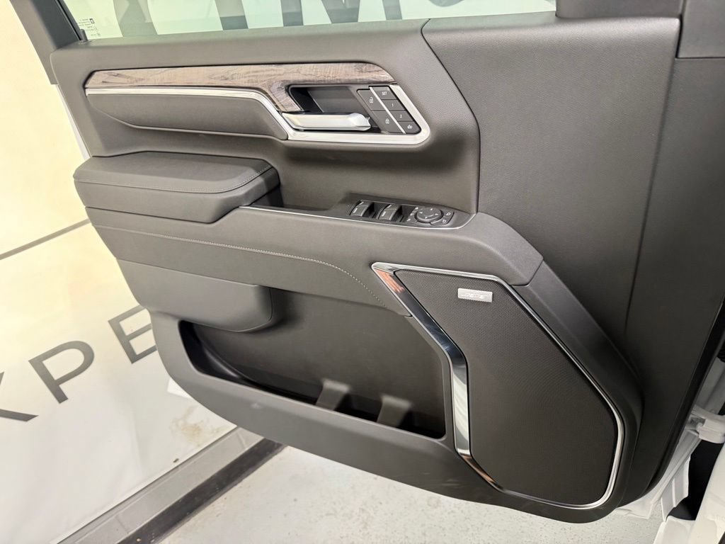 New 2026 Chevrolet Silverado 2500 LTZ w/ LTZ Plus Package AWD/4WD image 11