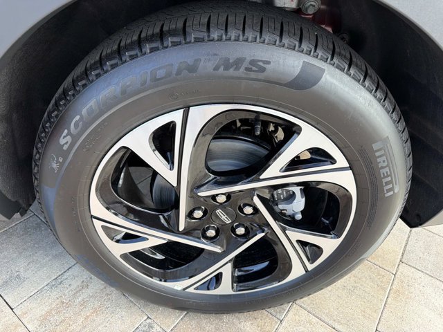 New 2026 Lincoln Nautilus Premier w/ Equipment Group 102A AWD/4WD image 32