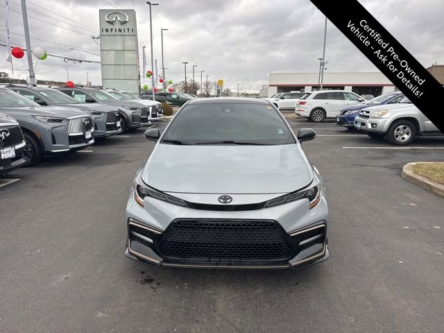 Used 2022 Toyota Corolla SE image 2