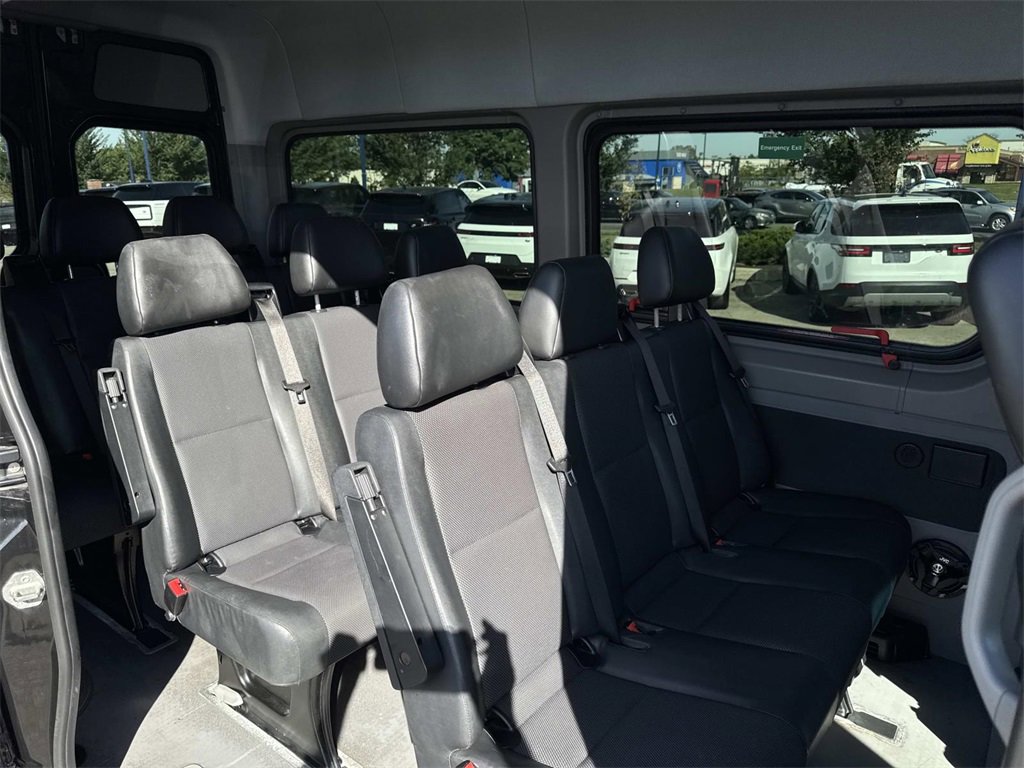 Used 2018 Mercedes-Benz Sprinter 2500 image 12