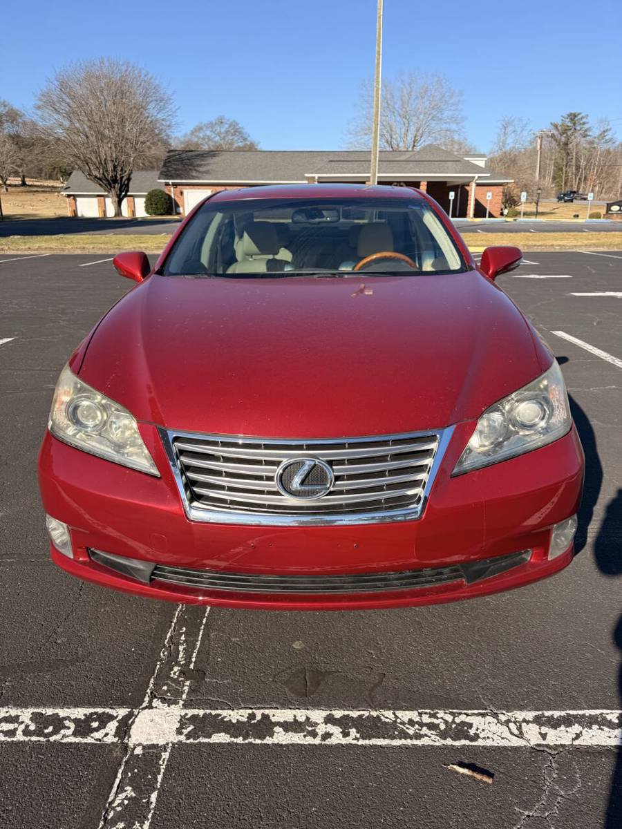Used 2010 Lexus ES 350 FWD image 9