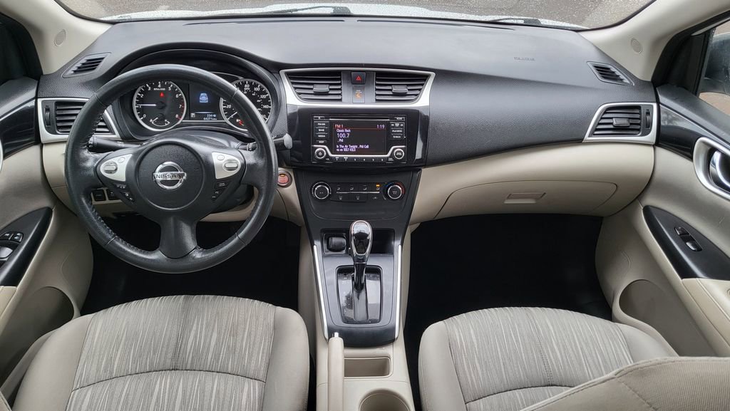 Used 2017 Nissan Sentra SV image 25