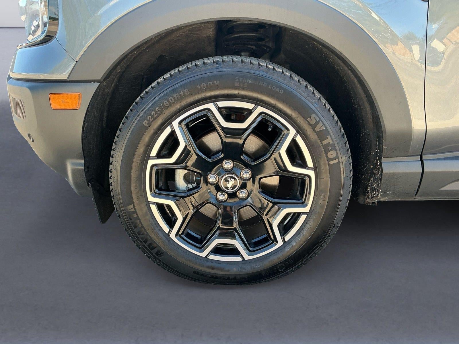 Used 2025 Ford Bronco Sport Outer Banks w/ Outer Banks Tech Package+ AWD/4WD image 9