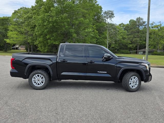 Used 2023 Toyota Tundra SR5 w/ SR5 Premium Package AWD/4WD image 37