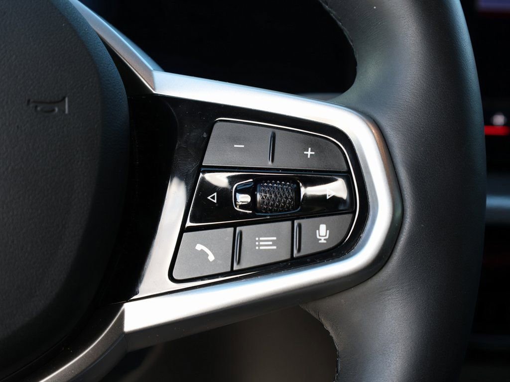 Used 2025 BMW i4 eDrive40 w/ M Sport Package image 37