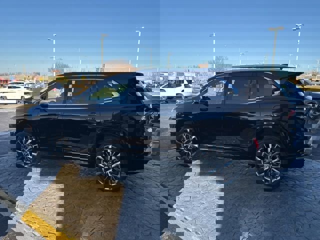 New 2025 Buick Enclave Avenir w/ Super Cruise Package FWD image 3