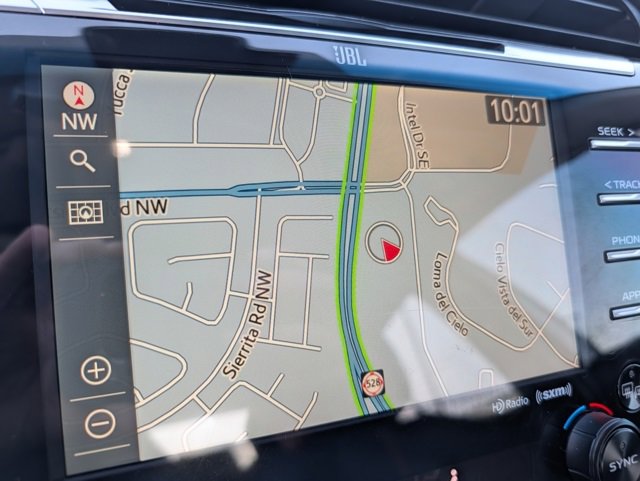 Used 2020 Toyota Camry XLE image 14