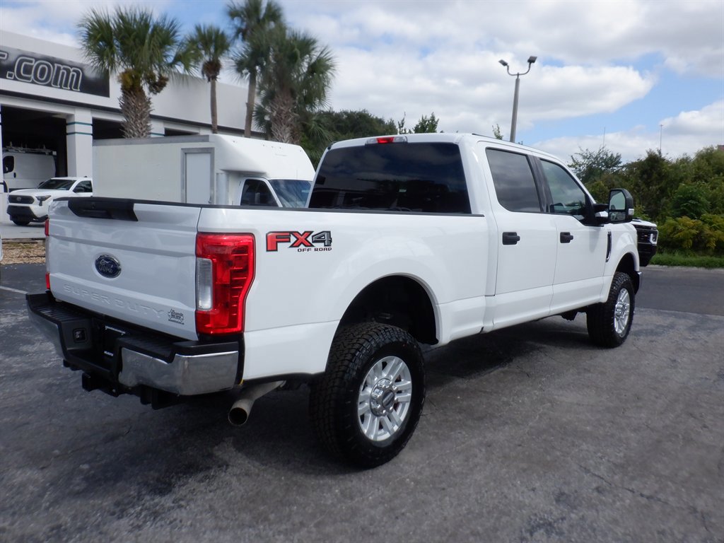 Used 2019 Ford F350 XLT image 7