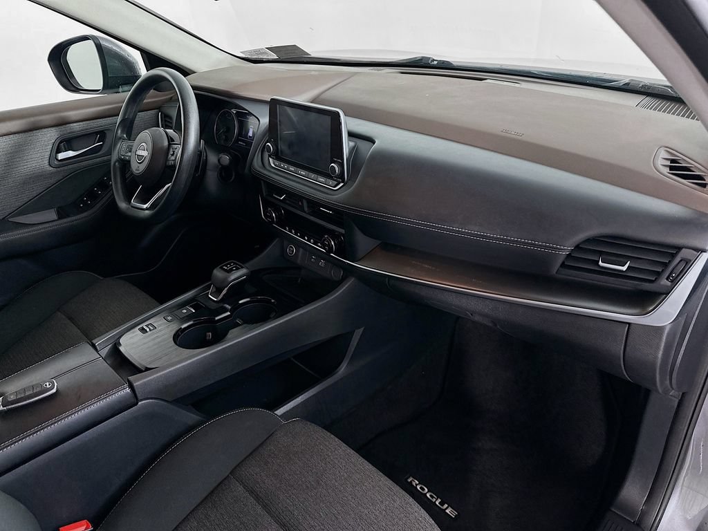 Used 2023 Nissan Rogue SV FWD image 30