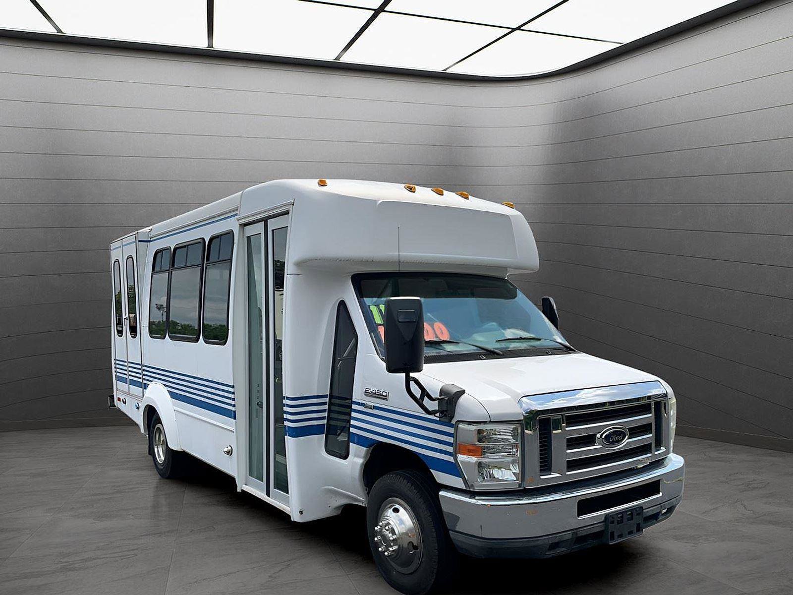 Used 2011 Ford E-350 and Econoline 350 Super Duty w/ Shuttle Bus Prep Pkg image 7