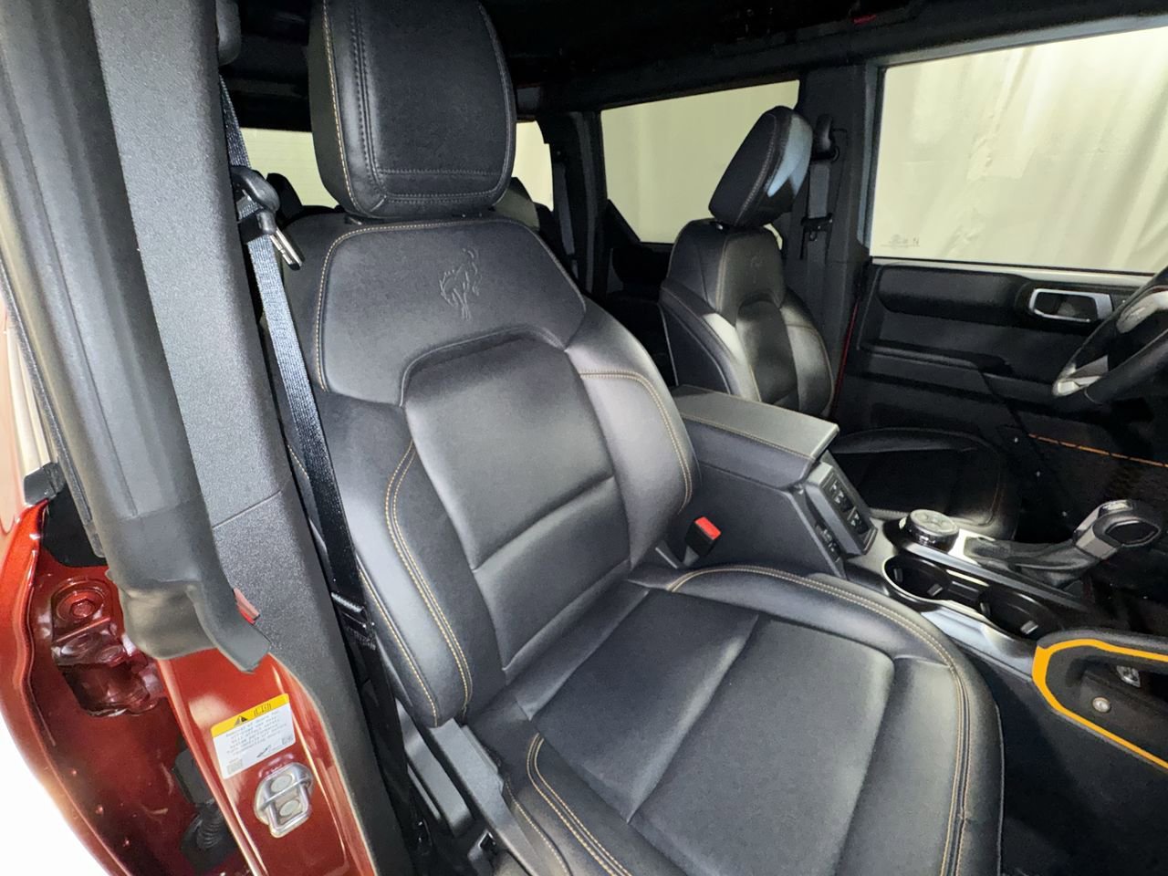 Used 2024 Ford Bronco Badlands image 34