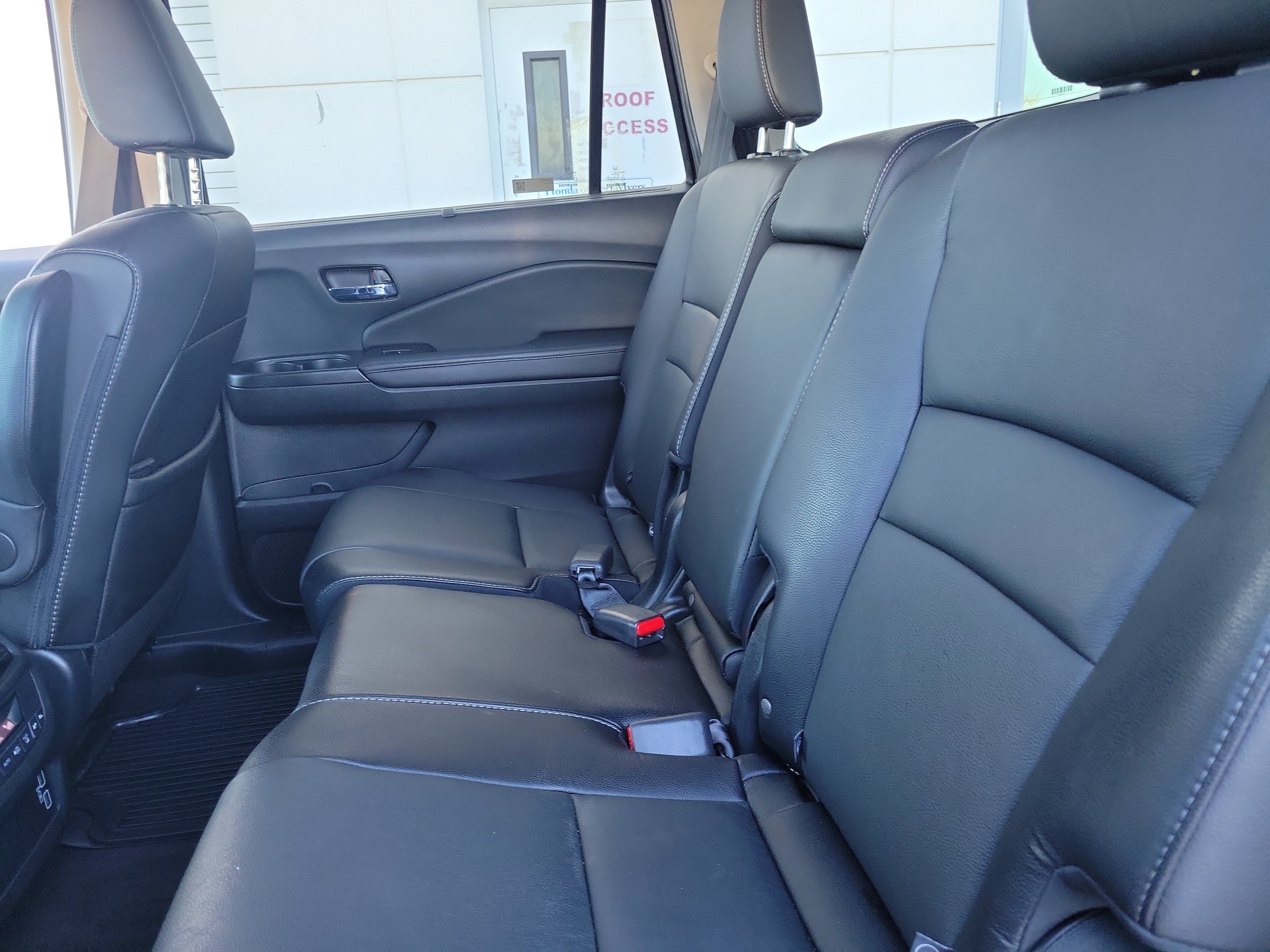 Used 2021 Honda Pilot EX-L image 16