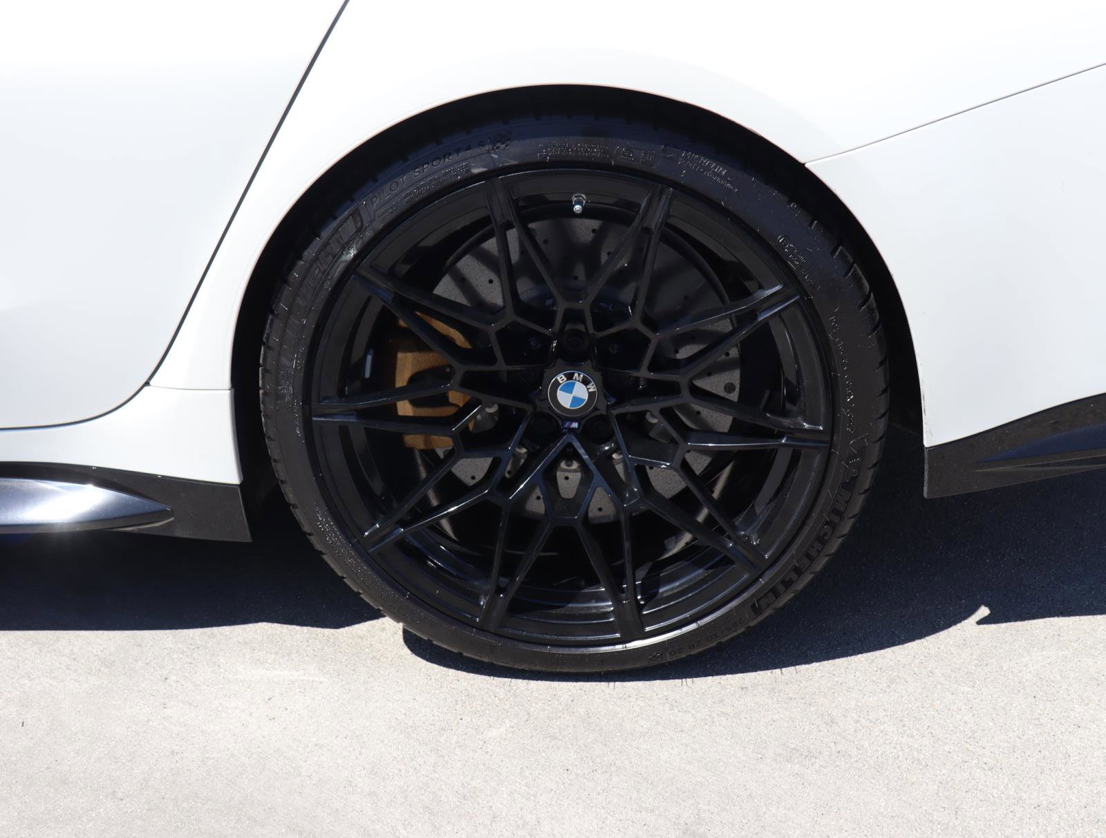 Used 2024 BMW M3 Competition image 9