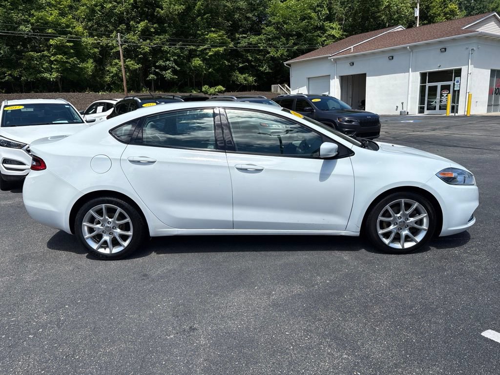 Used 2013 Dodge Dart SXT w/ Popular Equipment Group FWD image 6