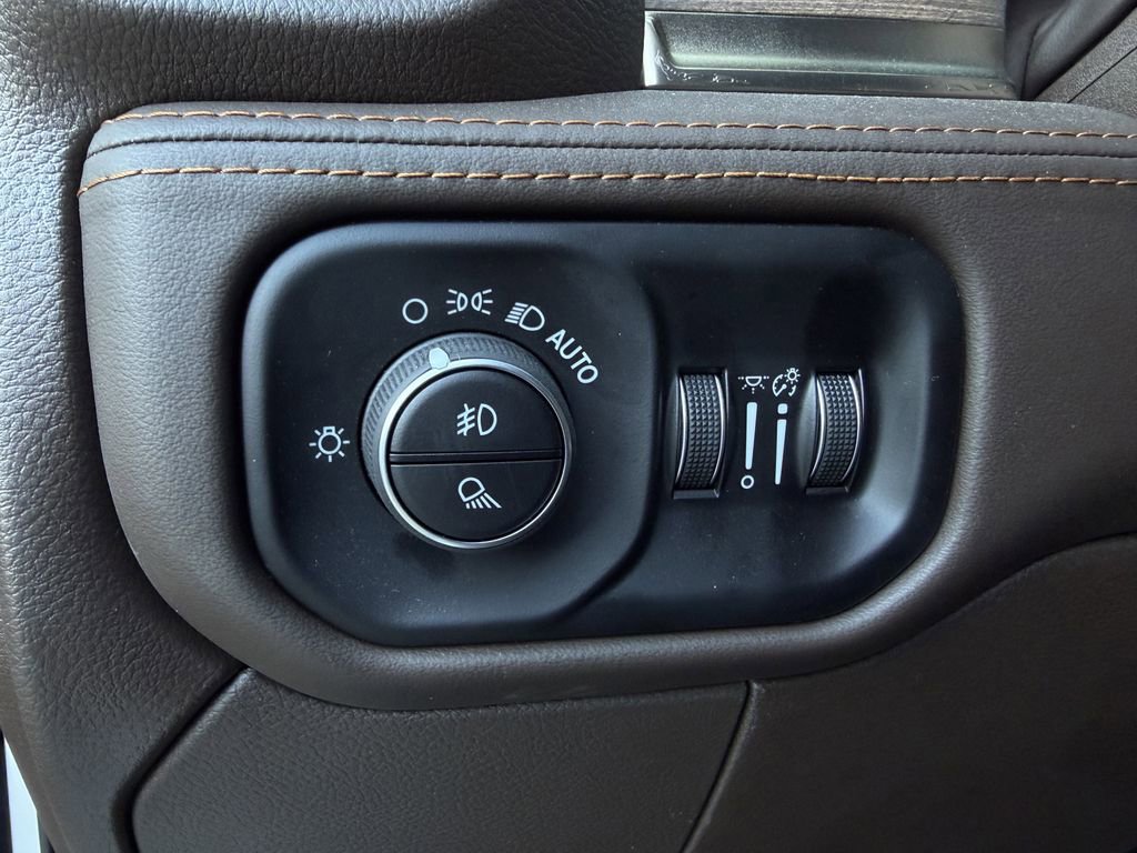 New 2026 RAM 3500 Longhorn image 20