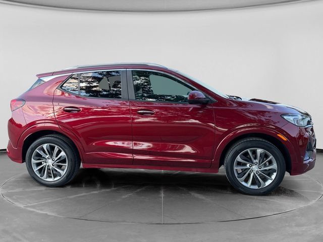 Used 2023 Buick Encore GX Select w/ Experience Buick Package AWD/4WD image 2