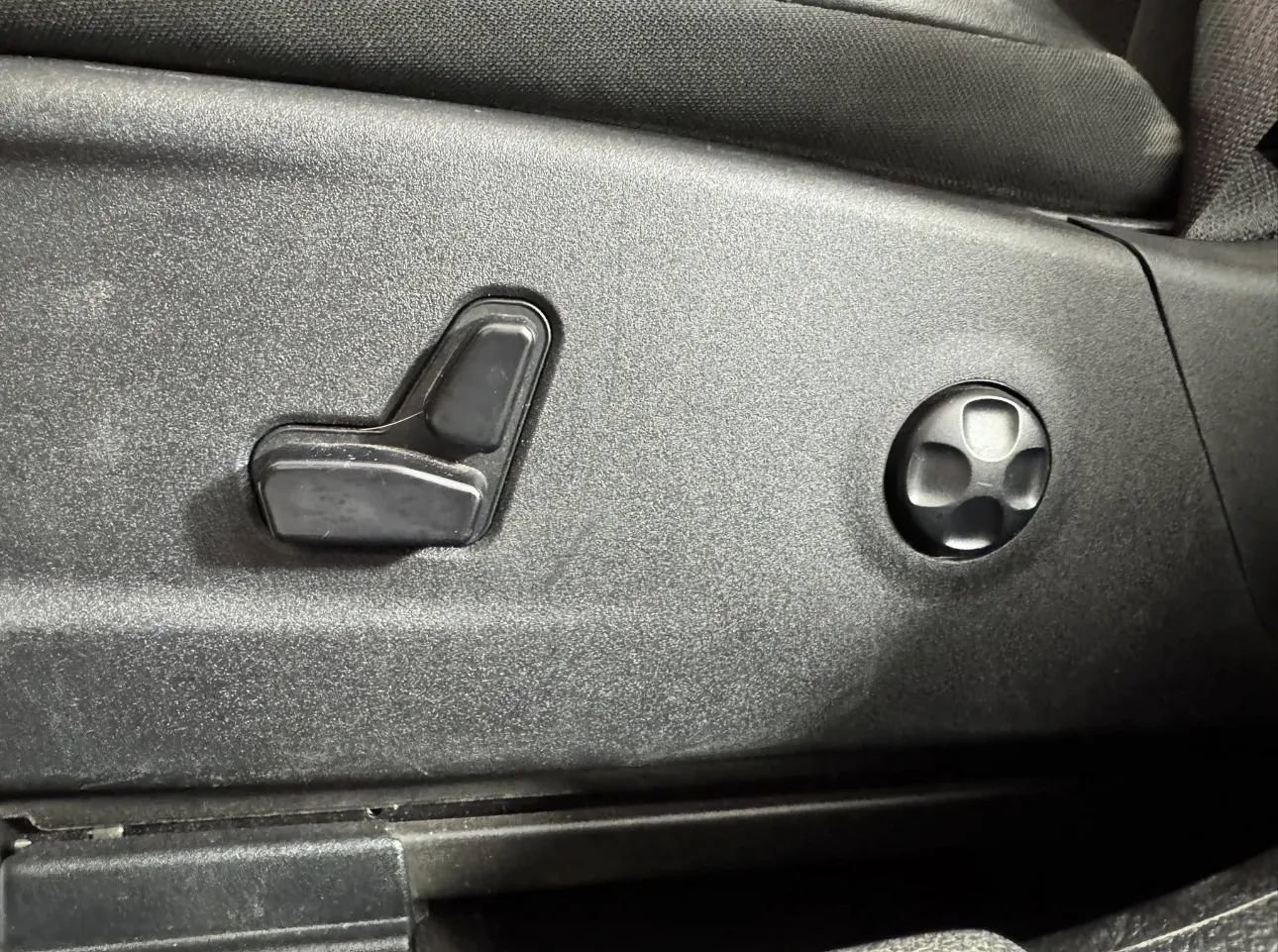 Used 2020 Dodge Charger Scat Pack RWD image 36