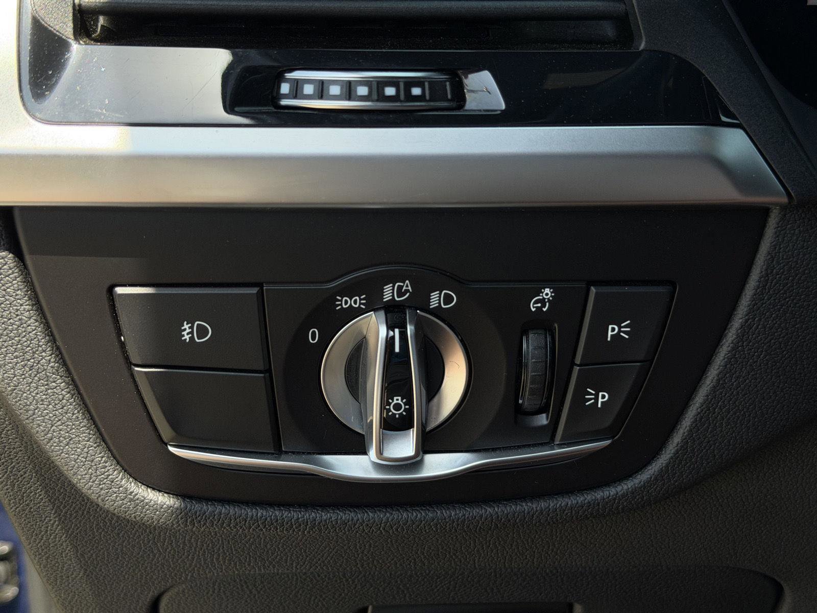 Used 2021 BMW X3 sDrive30i image 19