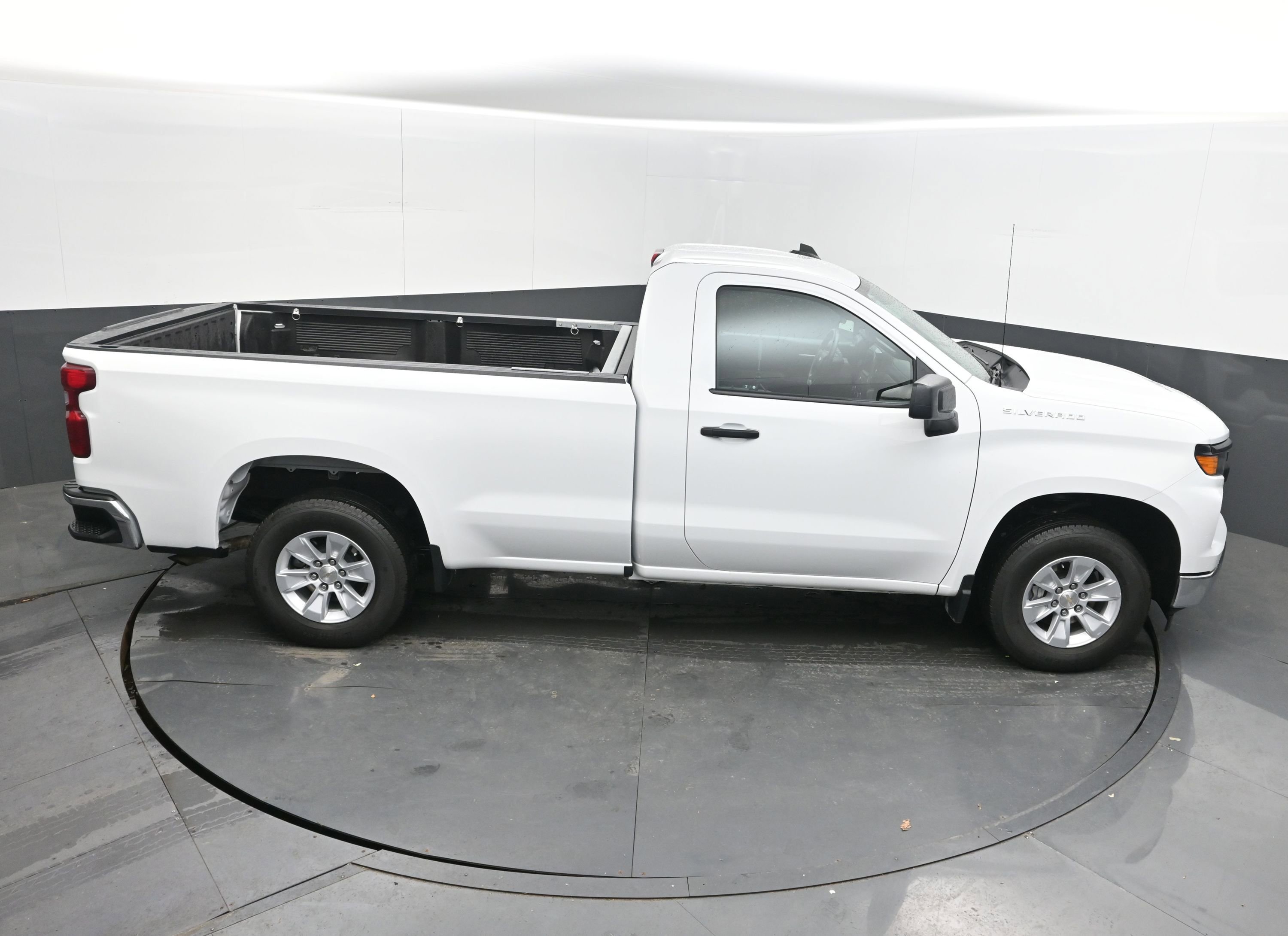 Certified 2024 Chevrolet Silverado 1500 W/T w/ WT Fleet Convenience Package image 36