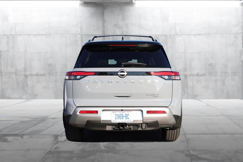 New 2025 Nissan Pathfinder Platinum image 6
