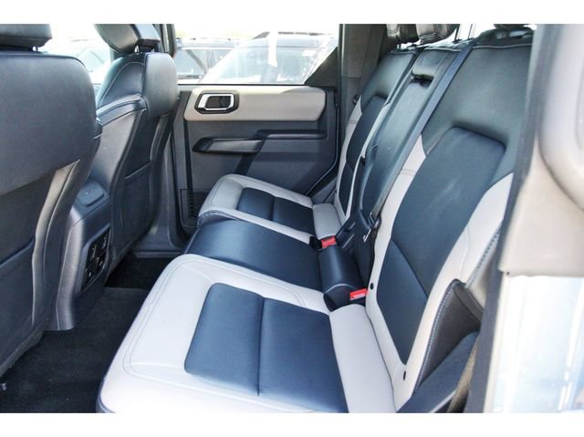 Used 2024 Ford Bronco Wildtrak image 12