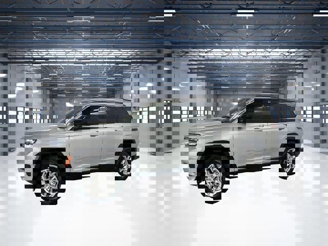 New 2025 Jeep Grand Cherokee L Laredo w/ Luxury Tech Group I