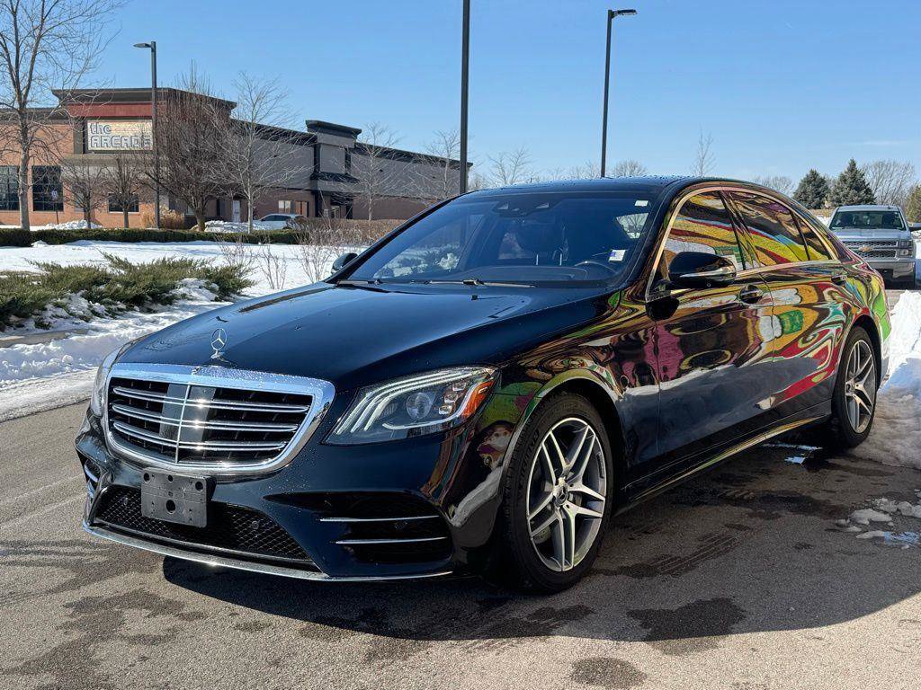 Used 2019 Mercedes-Benz S 560 4MATIC Sedan w/ AMG Line Exterior image 11