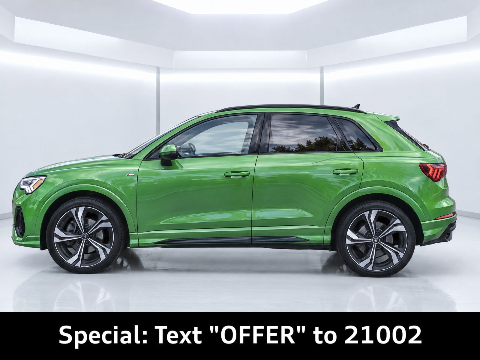 Certified 2024 Audi Q3 2.0T Premium Plus w/ Premium Plus Package AWD/4WD image 2