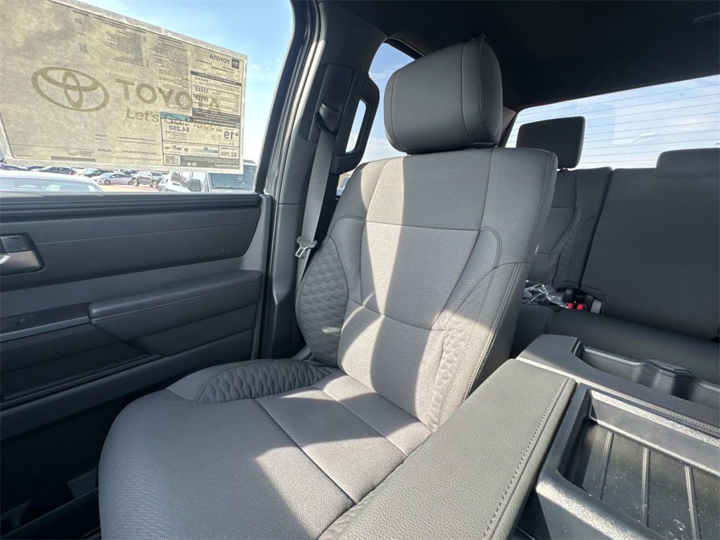 New 2025 Toyota Tundra SR5 w/ SR5 Convenience Package image 27