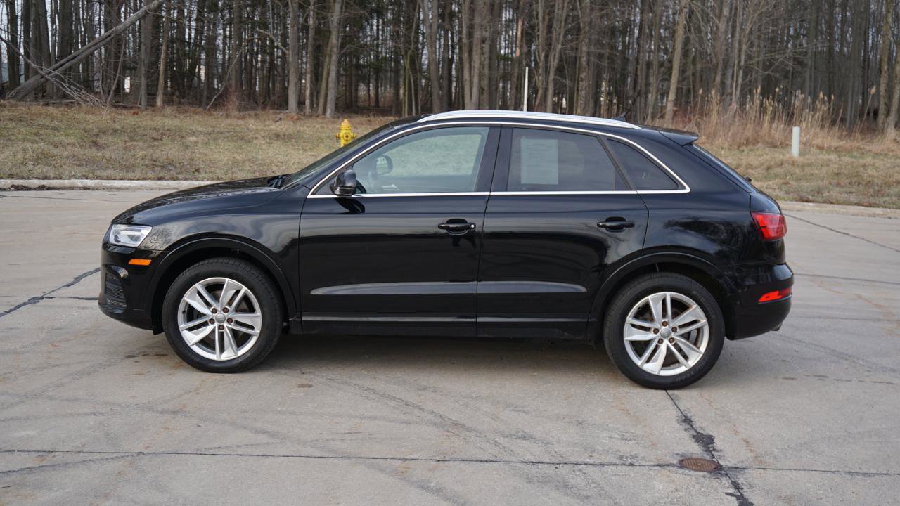 Used 2016 Audi Q3 2.0T Premium Plus w/ Technology Package AWD/4WD image 2