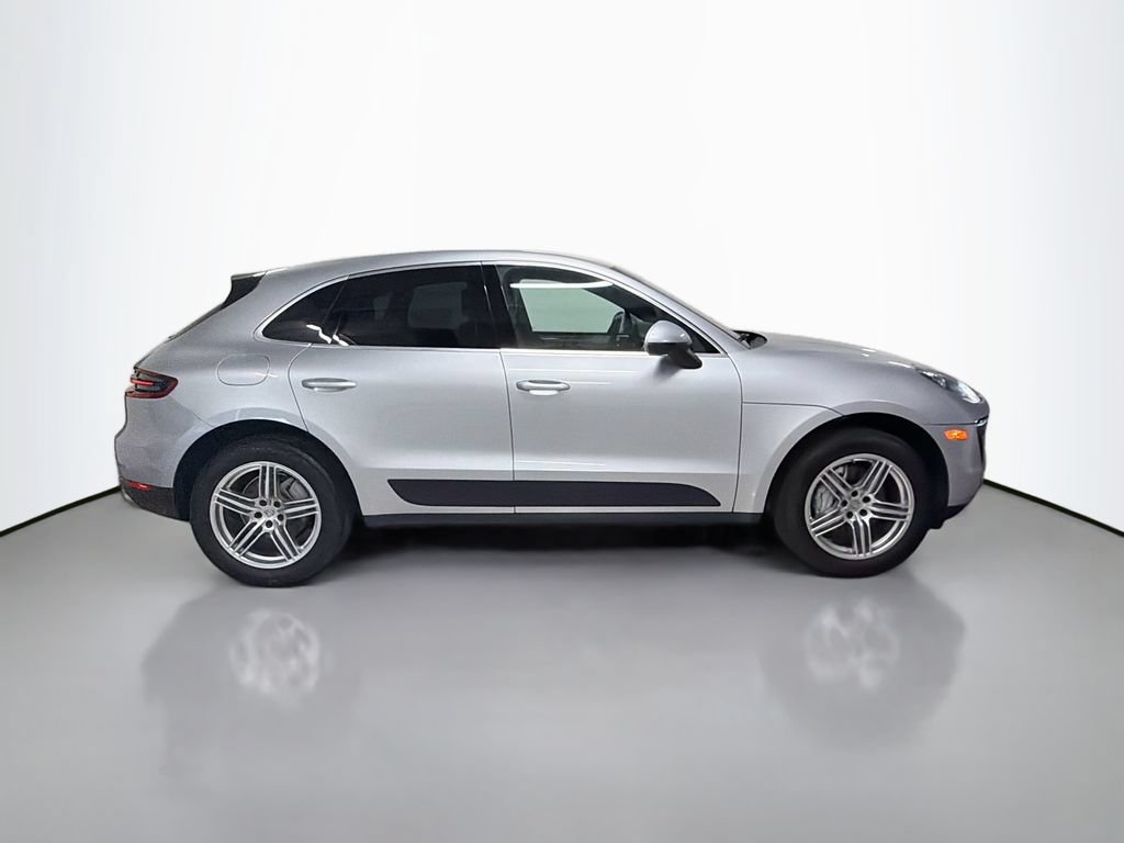 Certified 2015 Porsche Macan S AWD/4WD image 8