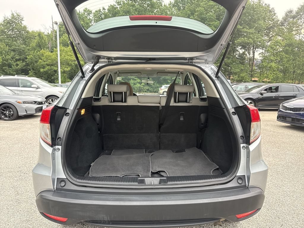 Used 2019 Honda HR-V LX image 19