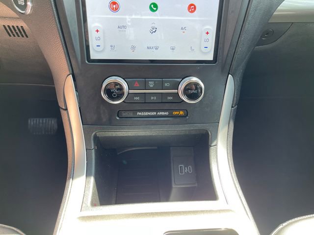 Used 2024 Ford Edge SEL w/ Convenience Package image 18