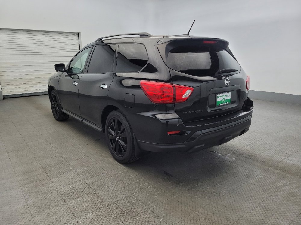 Used 2018 Nissan Pathfinder SL w/ Midnight Edition Package image 5