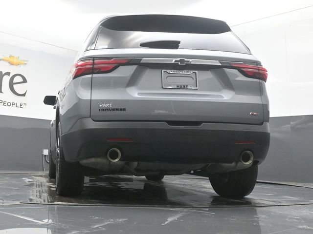 Used 2023 Chevrolet Traverse RS w/ LPO, Floor Liner Package image 55