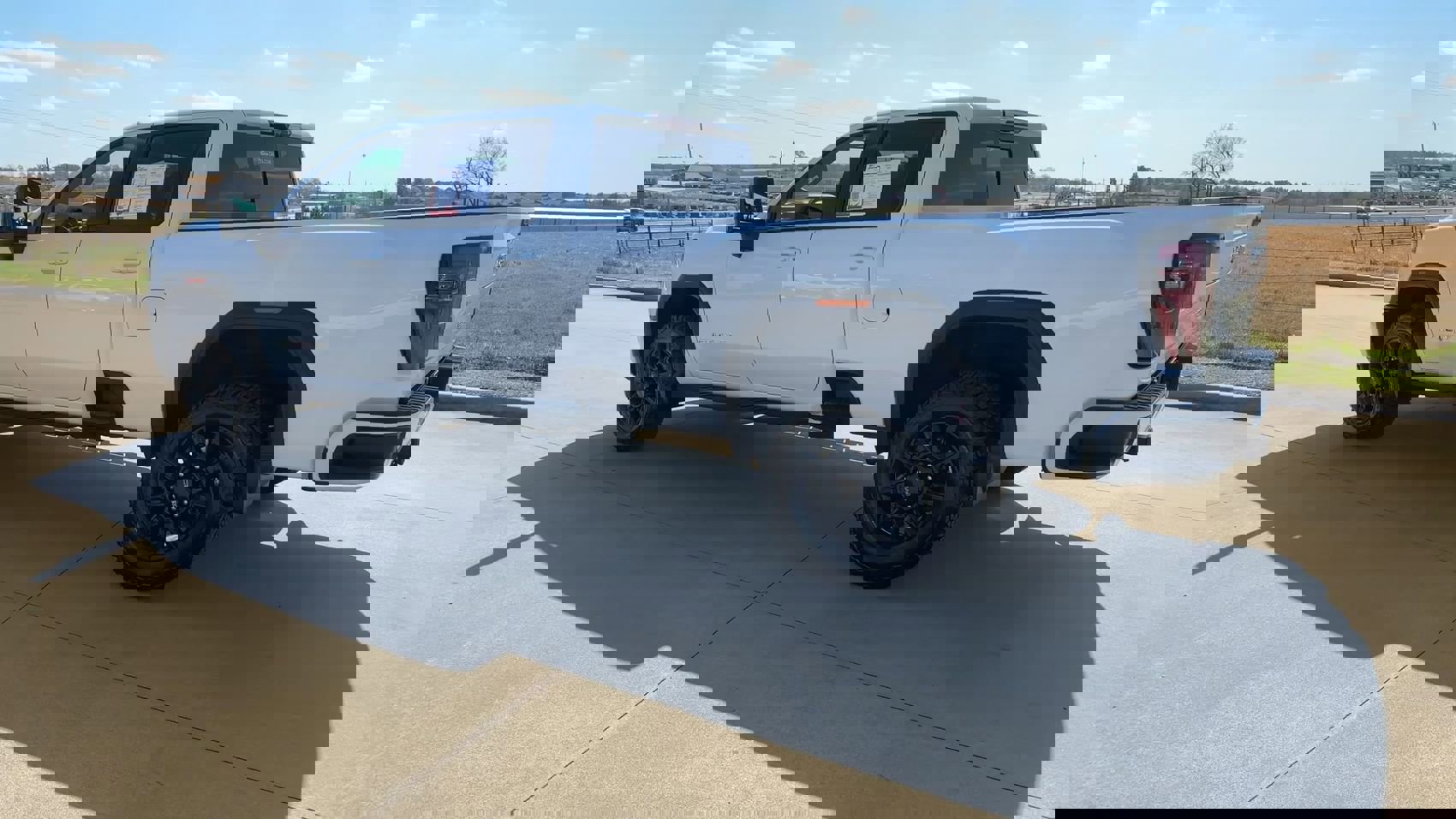 Used 2024 GMC Sierra 2500 AT4 w/ AT4 Premium Plus Package image 7