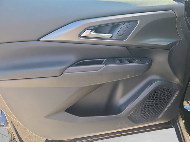 New 2026 Chevrolet Equinox EV LT w/ LPO, Blackout Package FWD image 18