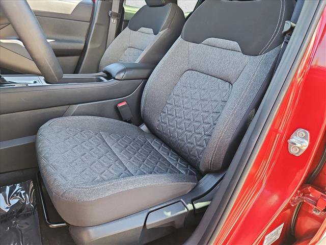 Used 2026 Nissan Kicks SV FWD image 15