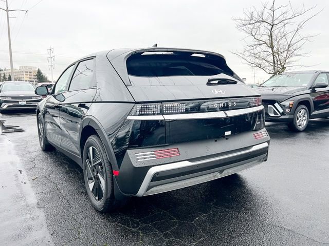 New 2026 Hyundai Ioniq 5 SE image 8