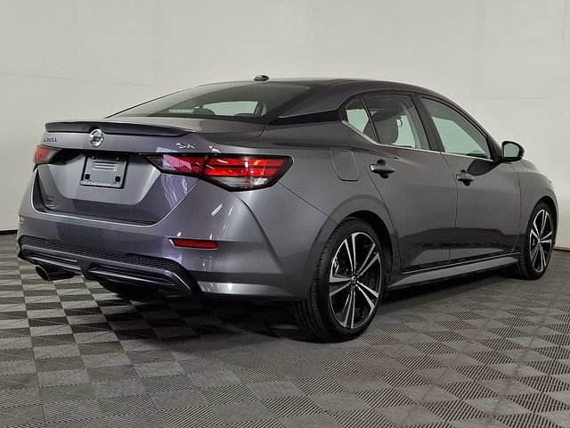 Used 2022 Nissan Sentra SR FWD image 9