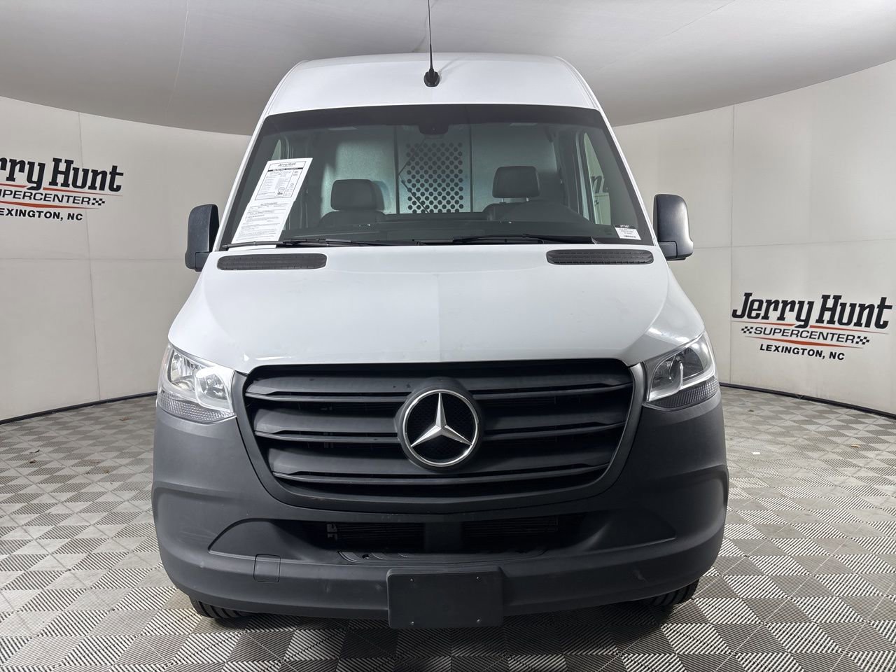 Used 2024 Mercedes-Benz Sprinter 2500 w/ Acoustic Package image 2