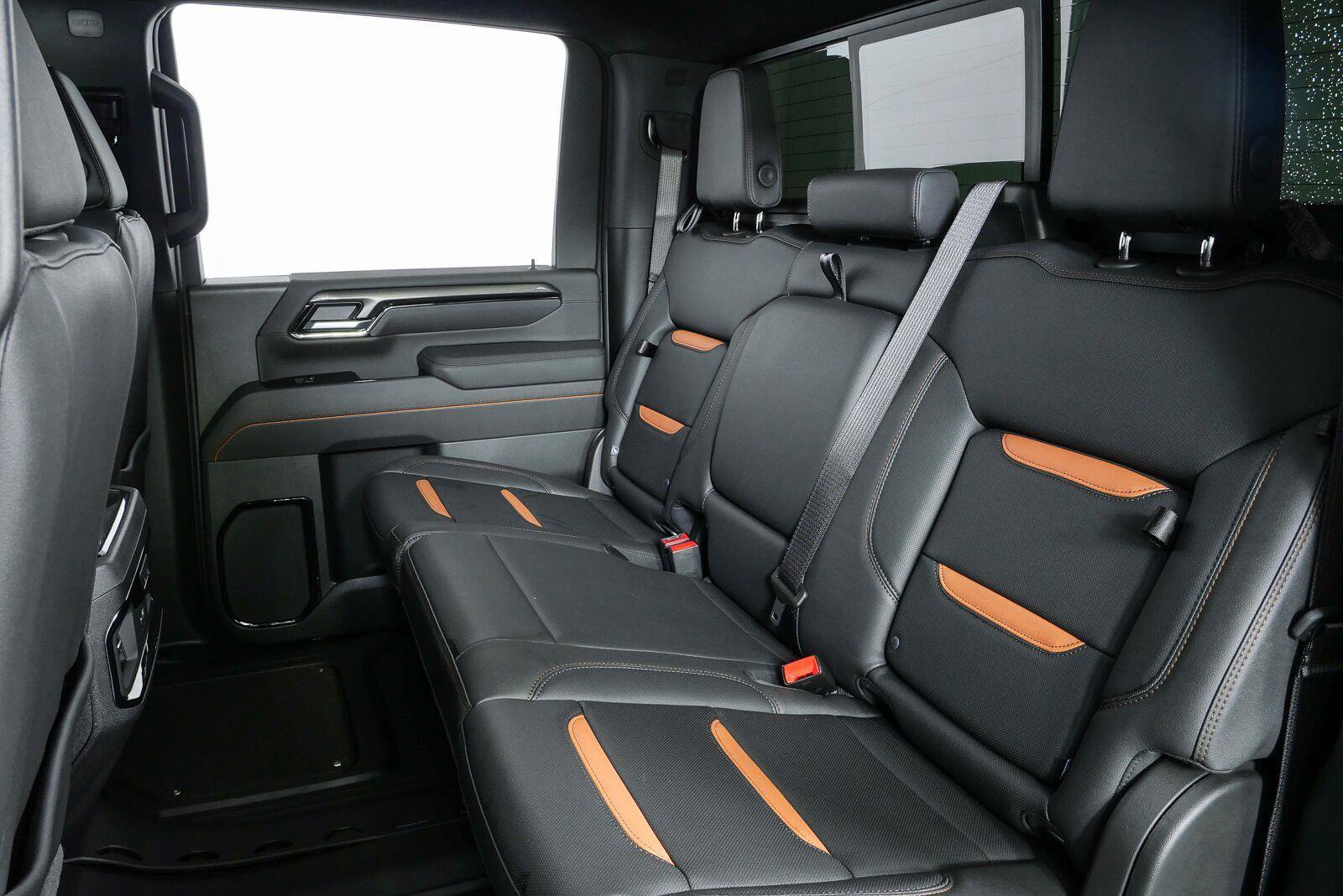 Certified 2026 GMC Sierra 2500 AT4 w/ AT4 Premium Plus Package AWD/4WD image 18