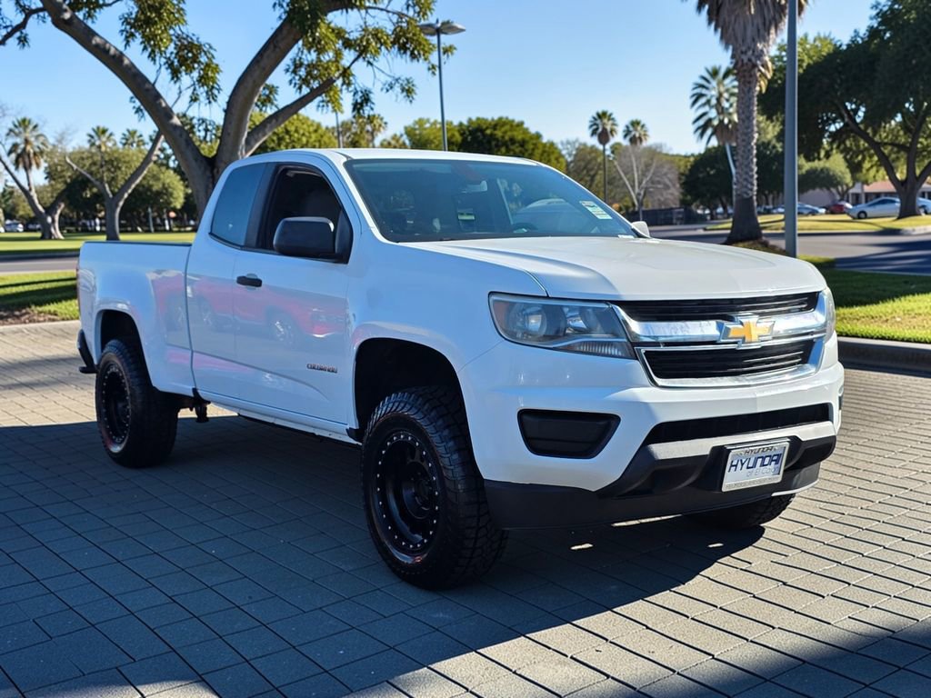 Used 2017 Chevrolet Colorado W/T w/ WT Convenience Package RWD image 4