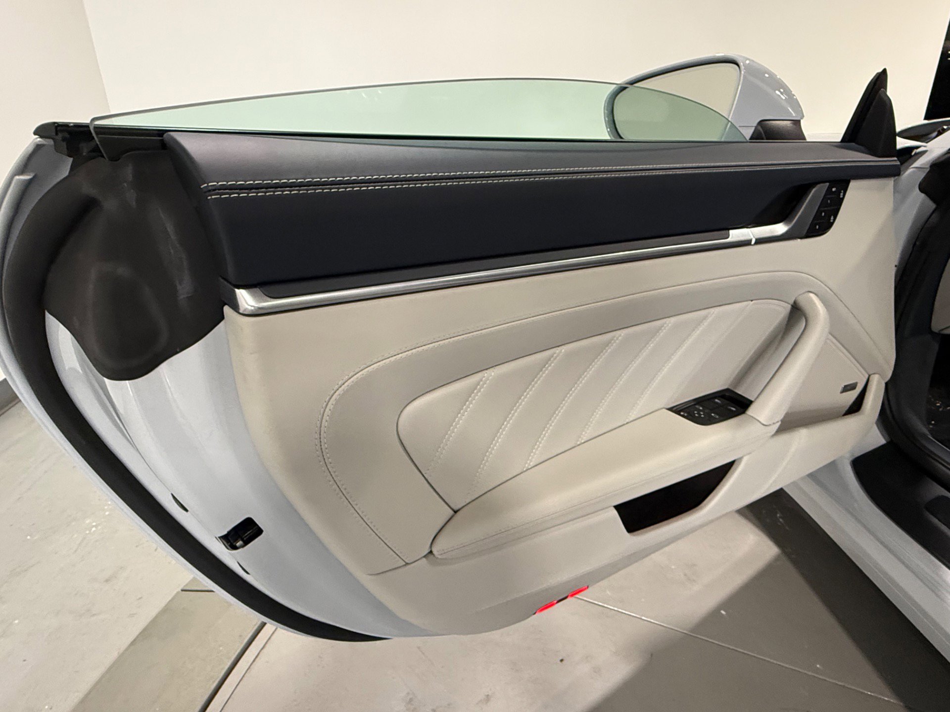 Used 2026 Porsche 911 Targa 4 GTS AWD/4WD image 49